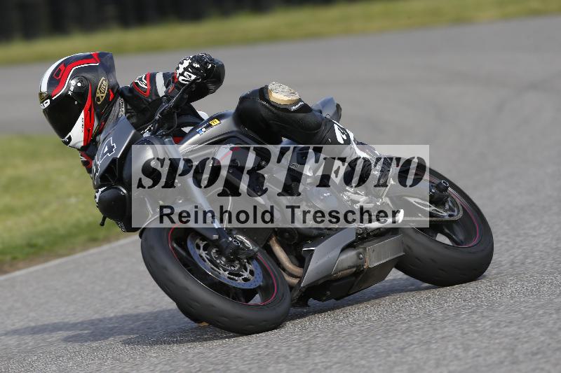 /Archiv-2025/08 20.04.2025 Speer Racing ADR/Gruppe gelb/44